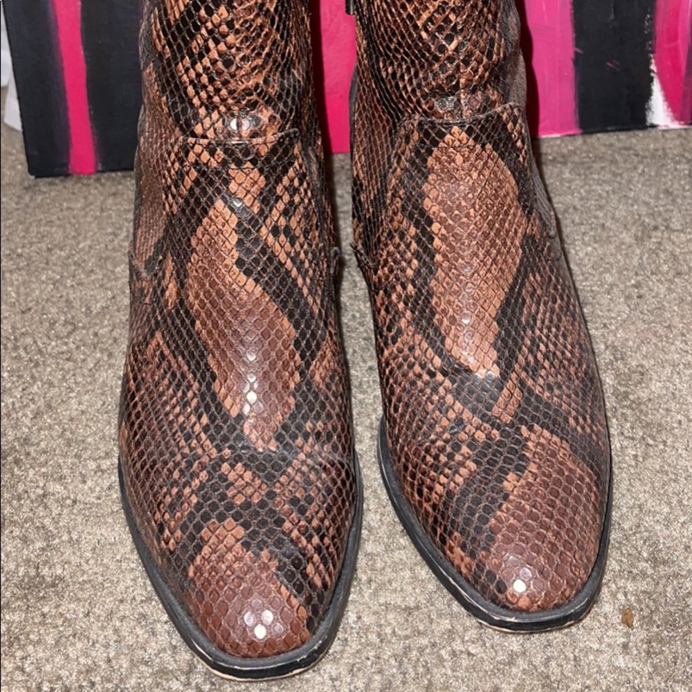 Zara snake boots size 39